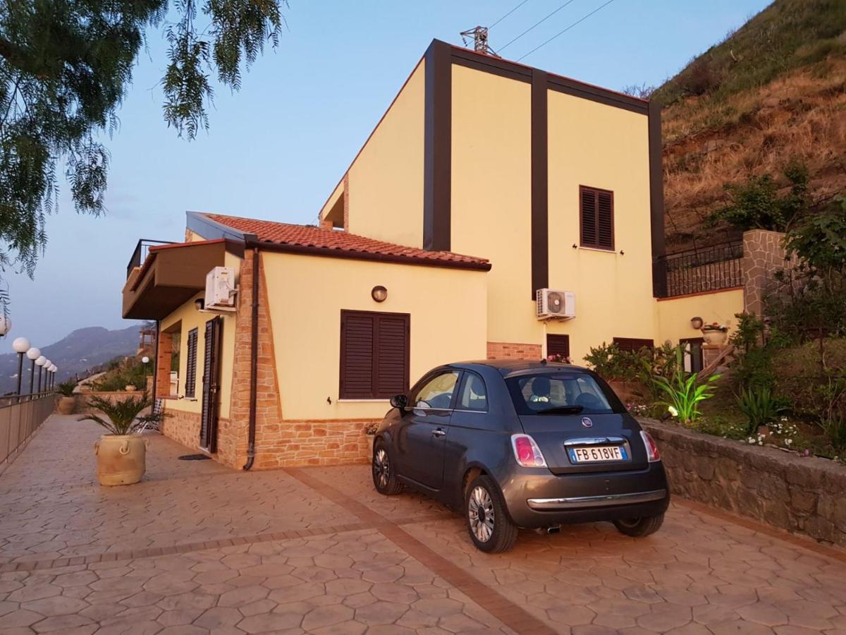 Villa Le Terrazze Чефалу Екстериор снимка