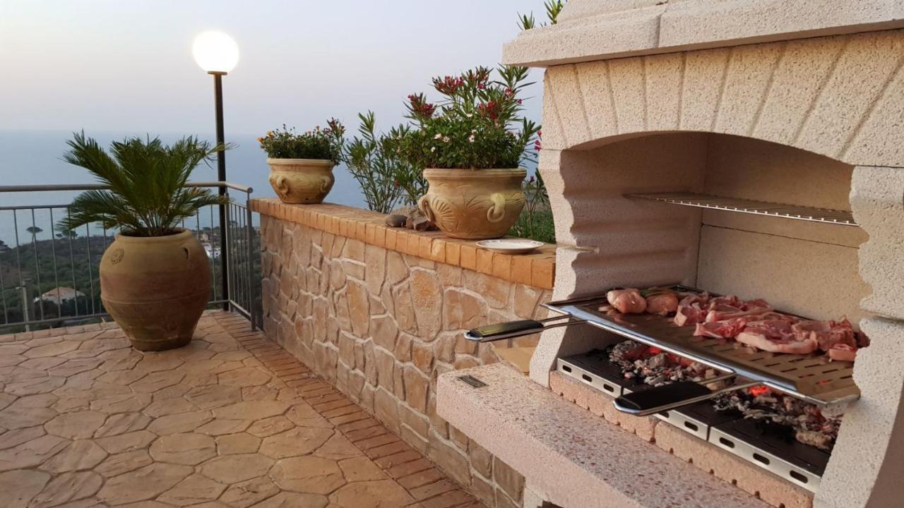 Villa Le Terrazze Чефалу Екстериор снимка
